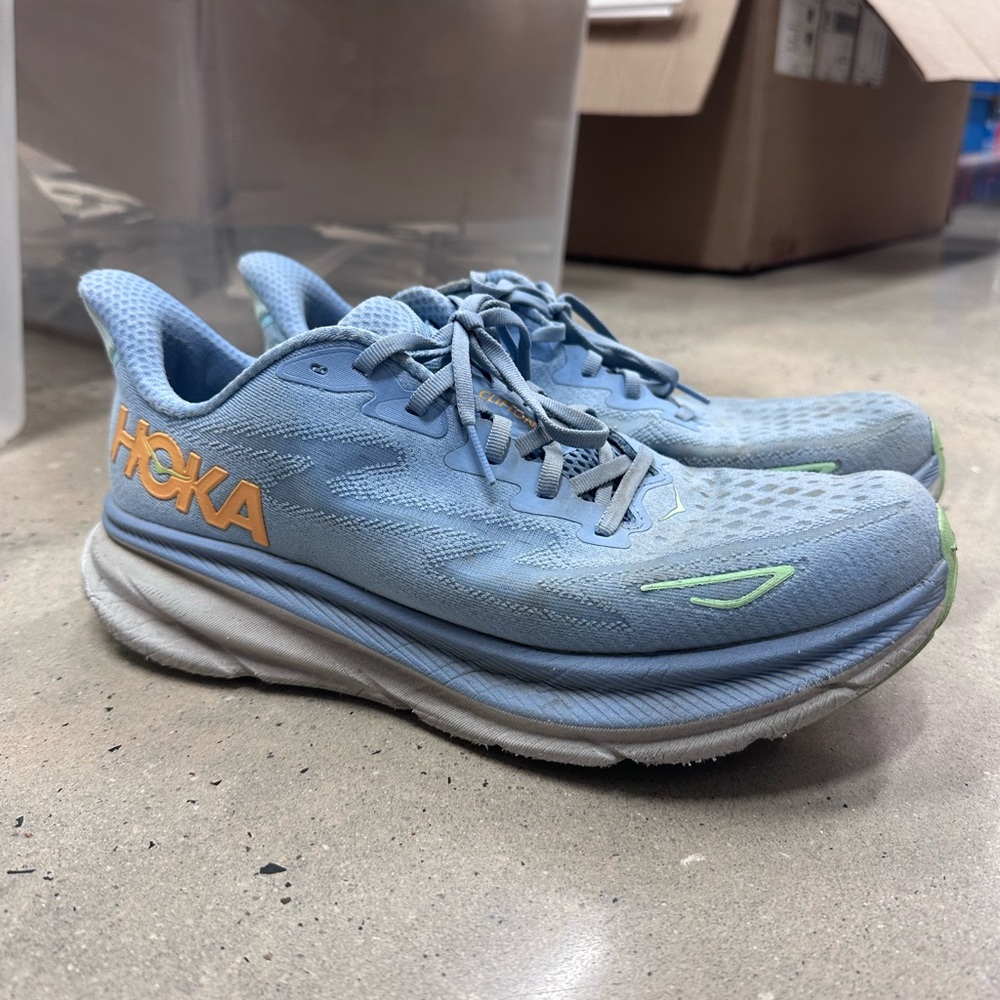 Hoka Clifton 9